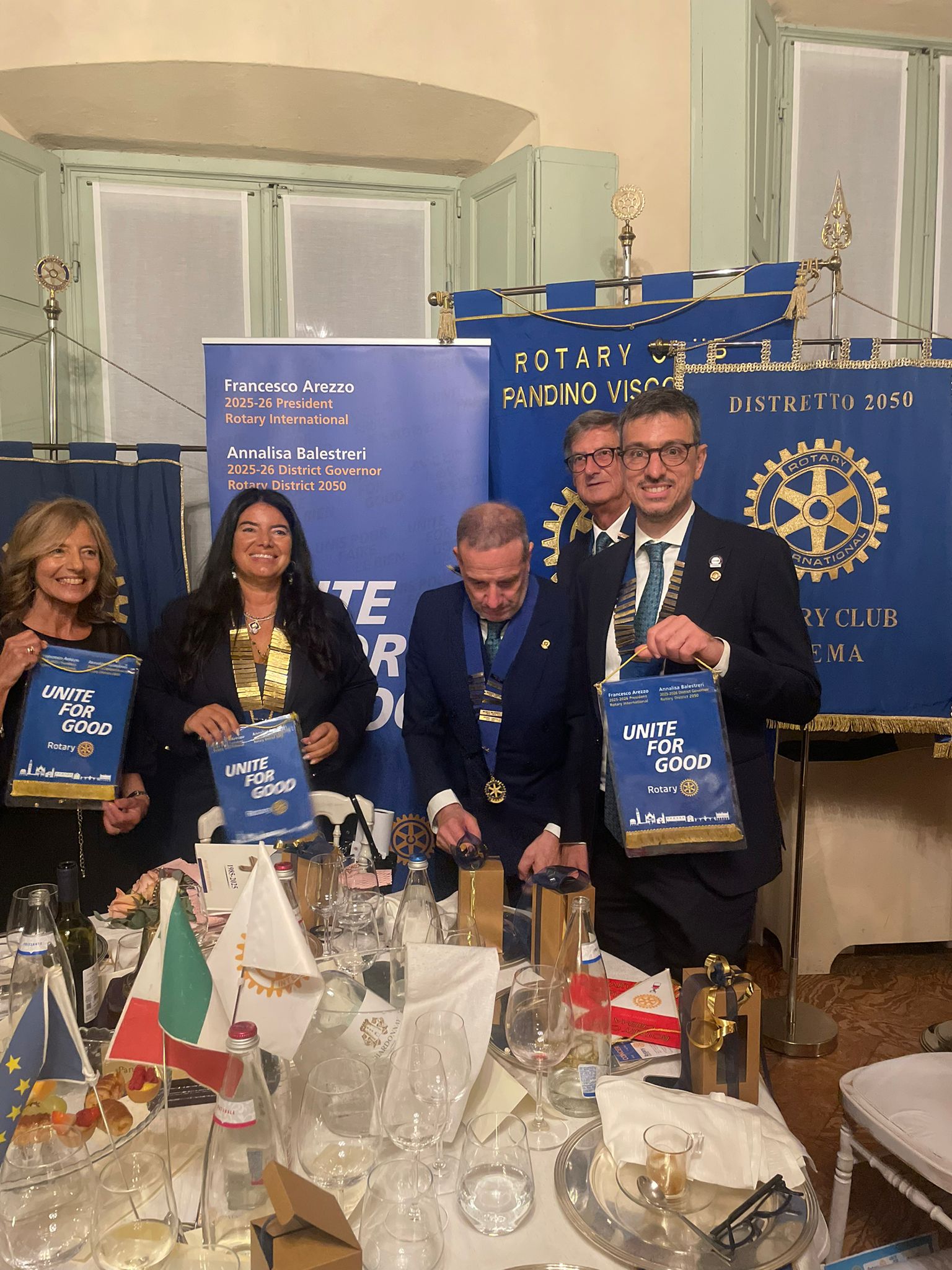 INSIEME PER CAMBIARE IL MONDO